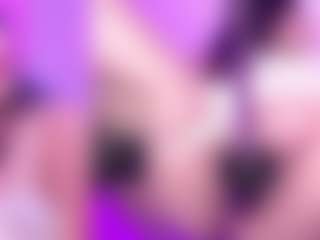 Live cam show with KittieEvaa - Naked on Free Soda