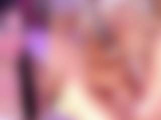 Live cam show with KittieEvaa - White on Streamer API | colombia