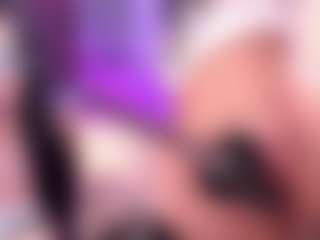 KittieEvaa's Live Sex Cam Show