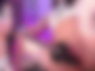 Live cam show with KittieEvaa - Petite Teen (18+) on nudelive.tv