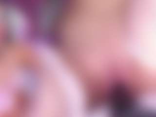 Live cam show with KittieEvaa - Squirt on wildcum.com