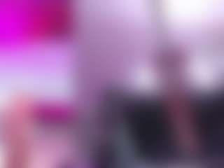 Live cam show with KittieEvaa - Small Tits Teen (18+) on AdultVida.com