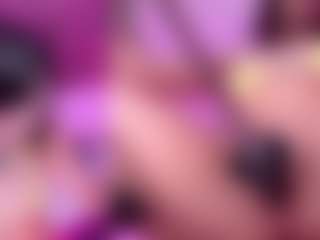 KittieEvaa's Live Sex Cam Show