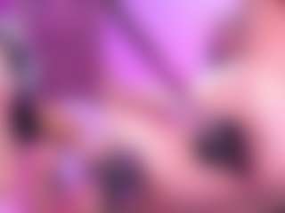 Live cam show with KittieEvaa - Petite on Camsoda