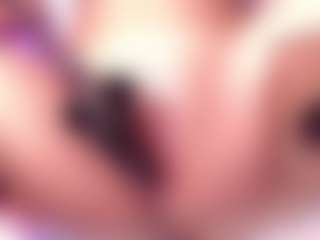 Live cam show with KittieEvaa - Deepthroat on Camsoda