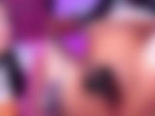 Live cam show with KittieEvaa - Shaved Pussy on Camsoda