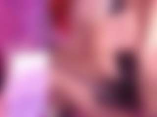 Live cam show with KittieEvaa - Fingers on Camsoda