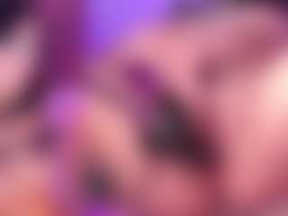 Live cam show with KittieEvaa - Dildo Or Vibrator on madthumbs