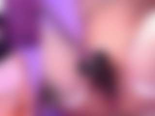 Live cam show with KittieEvaa - Full Nudity on Camsoda