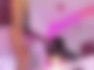 Live cam show with KittieEvaa - Sexy on Soda Cam