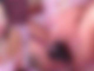 Live cam show with KittieEvaa - Deepthroat on Soda Cam
