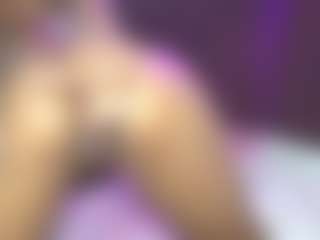 Live cam show with mia-fernand - Natural on Strip Flash - Live Sex Shows