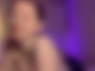 Live cam show with Emma - Bikini on fuklive.com