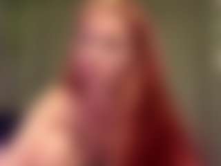 Live cam show with Emma - Genital Piercings on Camsoda
