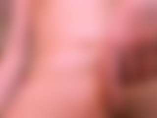 Live cam show with RoxyMorris - HD on Camsoda