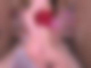 Live cam show with RoxyMorris - White on Milfs Live | united states