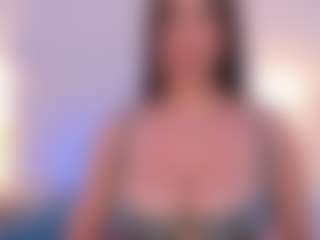 Live cam show with Scarlett-Bunnyy - Thin on chickslive.net