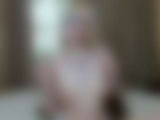 Live cam show with Judith - Lesbian on justonemore.cc
