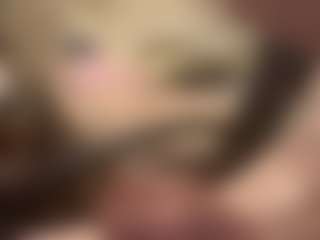 SHQQT3R's Live Sex Cam Show