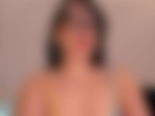 Live cam show with ZaraKafruni - Blowjob on nudelive.tv