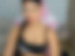 Live cam show with HaileyFlorez - Teen (18+) on iamadamtest123.com