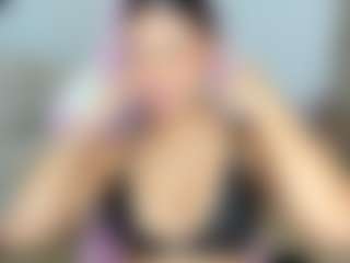 Live cam show with HaileyFlorez - Latina on Camsoda | colombia