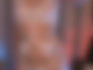Live cam show with IreneMarlow - Glasses on Livezox