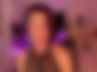 Live cam show with IreneMarlow - Shaved on Livezox