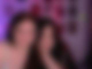 Live cam show with mikameovv - Green Eyes on Streamer API
