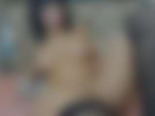 Live cam show with Noah-Pariss - Nipple Piercings on SpankPalCams