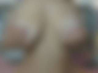 Live cam show with Noah-Pariss - Vr Sex on Chatstar