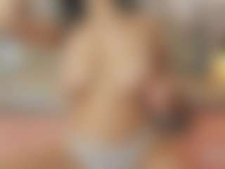 Live cam show with Noah-Pariss - Nipple Piercings on CamwithHer