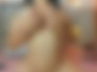 Live cam show with Noah-Pariss - Brown Eyes Red Hair on sexytreat.net