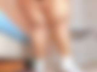 Live cam show with selennacooper - MILF on CamwithHer