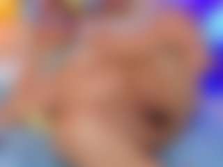selennacooper MILF webcam performer live streaming