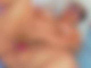 Live cam show with selennacooper - Curvy MILF on SinfulBabes