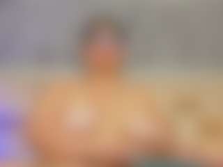 selennacooper MILF webcam performer live streaming