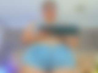 Live cam show with selennacooper - Middle Aged on Camsoda