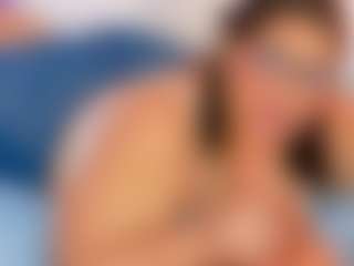 Live cam show with selennacooper - Public on AdultVida.com