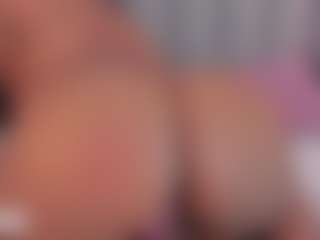 TinaCurly's Live Sex Cam Show