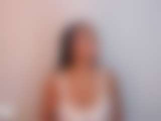 Live cam show with TinaCurly - Cum In Pussy on Soda Cam