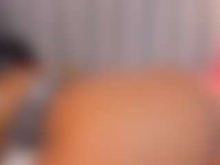 Live cam show with TinaCurly - Cowgirl on SquirtSoMuch