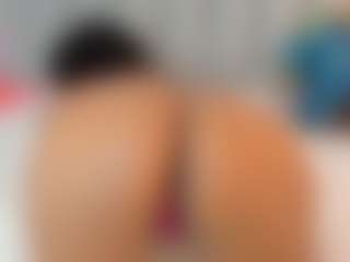 TinaCurly's Live Sex Cam Show