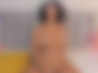 TinaCurly's Live Sex Cam Show
