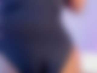 Live cam show with TinaCurly - Spanks on CamSodaAdn