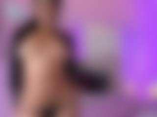 Live cam show with Violeta-Santanna - Orgasm on Camsoda