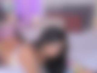 Live cam show with Violeta-Santanna - Small Tits on Camiplay Live