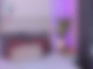 Live cam show with Violeta-Santanna - Small Tits on Soda Cam