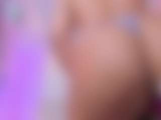 Live-Cam-Show mit Violeta-Santanna - Normal auf Camsoda