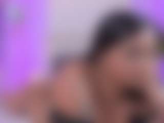 Live cam show with Violeta-Santanna - Amateur Brown Hair on StripNow